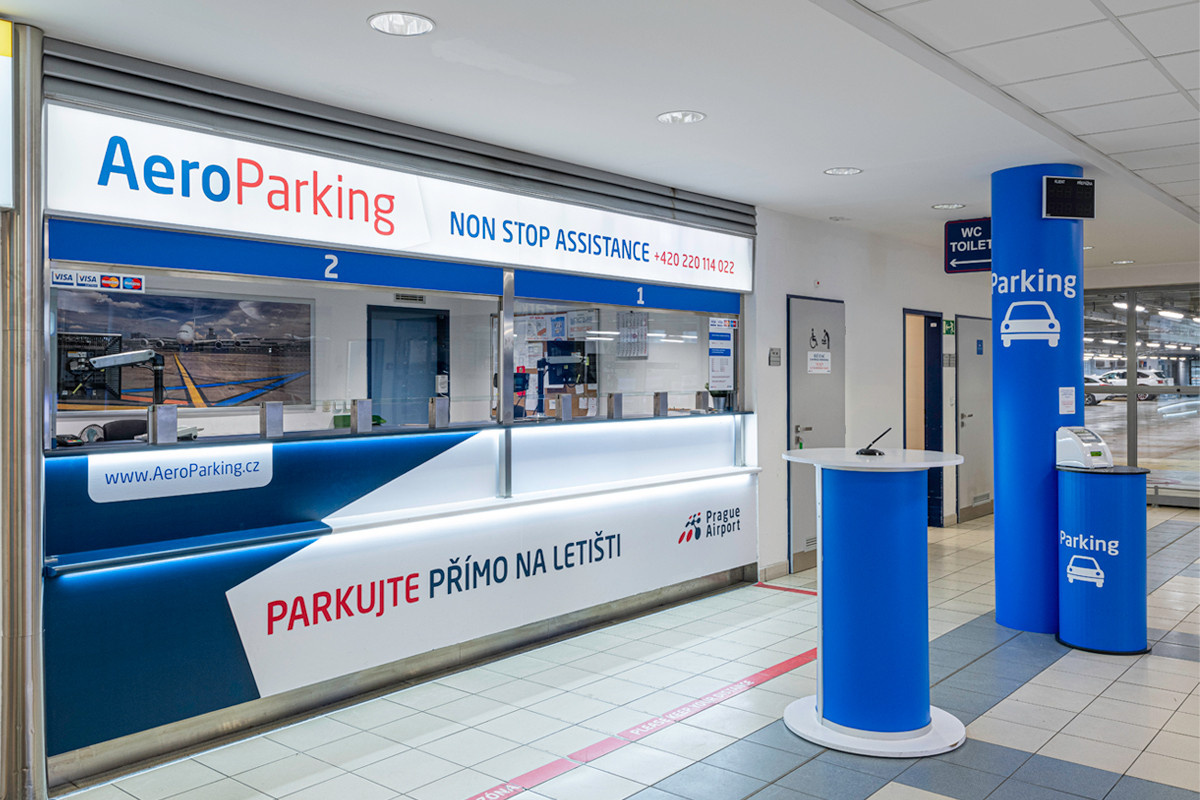 Alles über Parken Comfort Pc Flughafen Prag www.aeroparking.cz